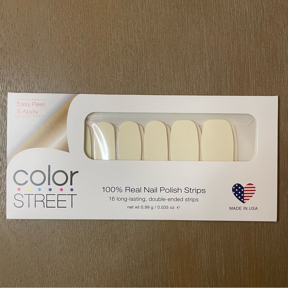⭐️ 5/$25 Color Street nail strips - Clear As Day